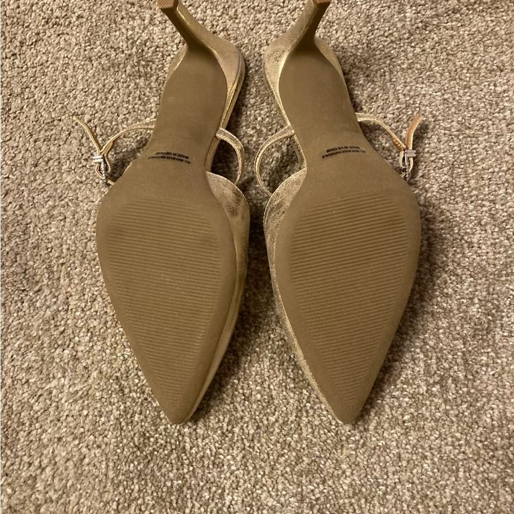 Dolce Vita Elley Gold Heels Pointed Toe. Slip On Size 8.5 M 3.5in heel NWOT - Picture 7 of 9